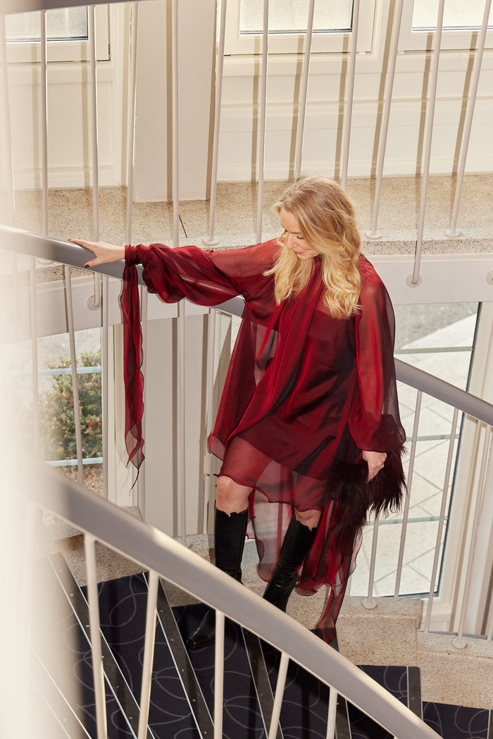 AW24 Rød Silkechiffonkjole