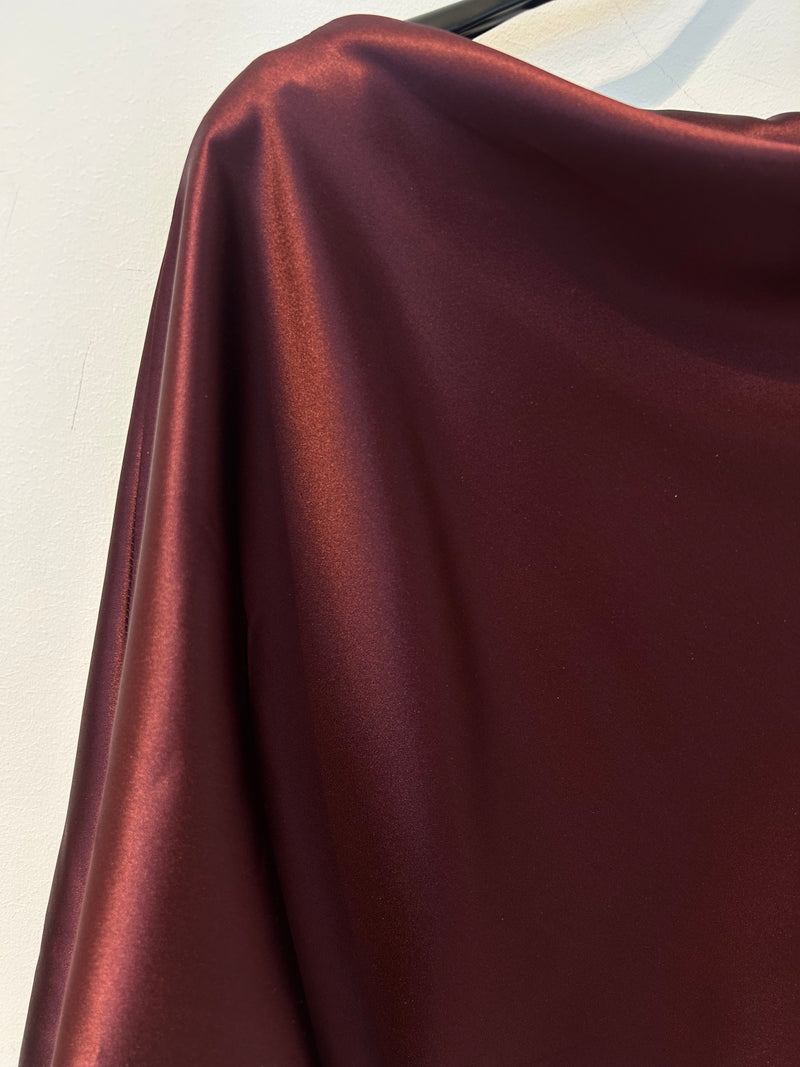 AW25 Bordeaux Vid Silkesateng bluse