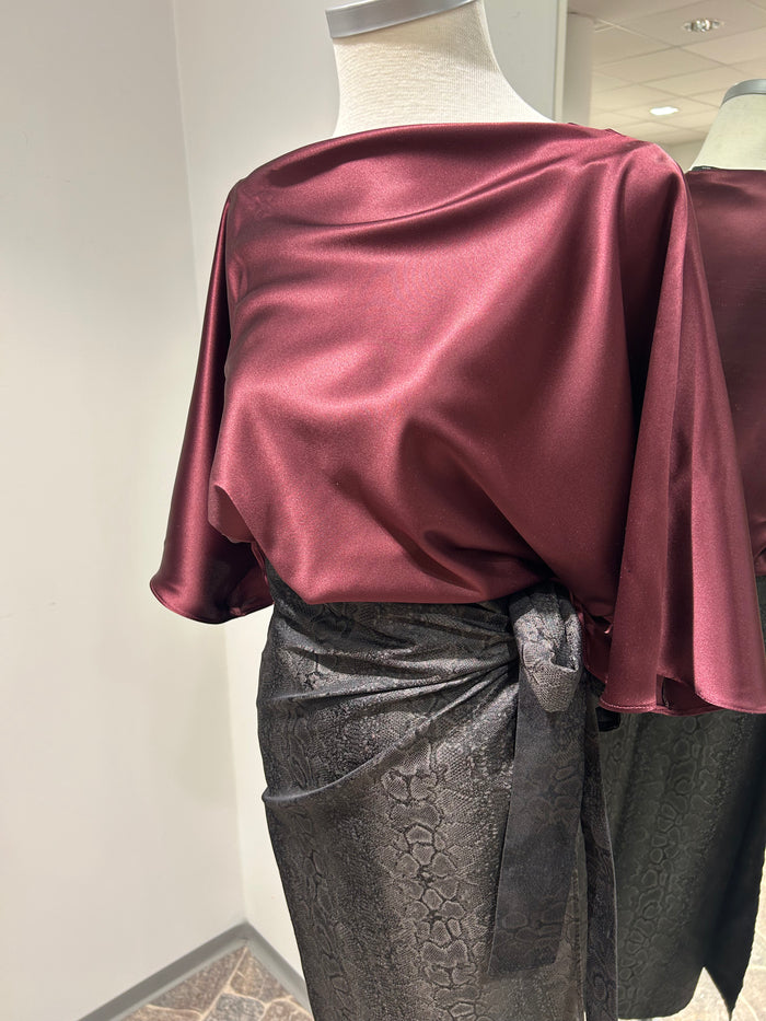 AW25 Bordeaux Vid Silkesateng bluse