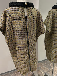 AW25 Gull og sølv kimono kjole