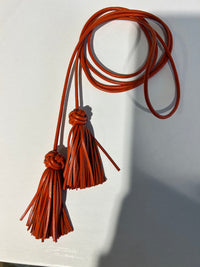 SS24 Orange belte med knute og frynser