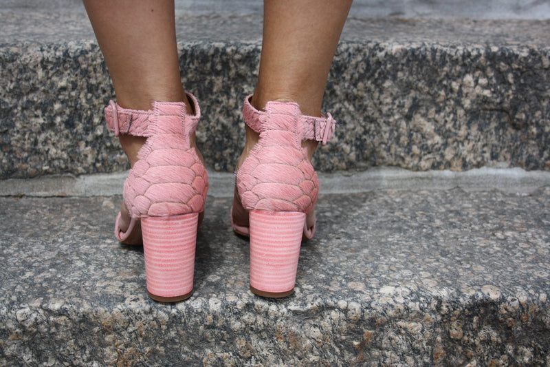 Rosa sandal