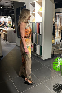 SS26 Mønstret Halterneck silke kjole