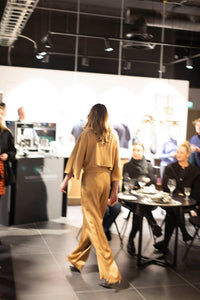 SS26 Gull-Honning farget  bukse