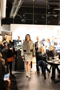 SS26 Beige Tweed Jakke med Glidelås