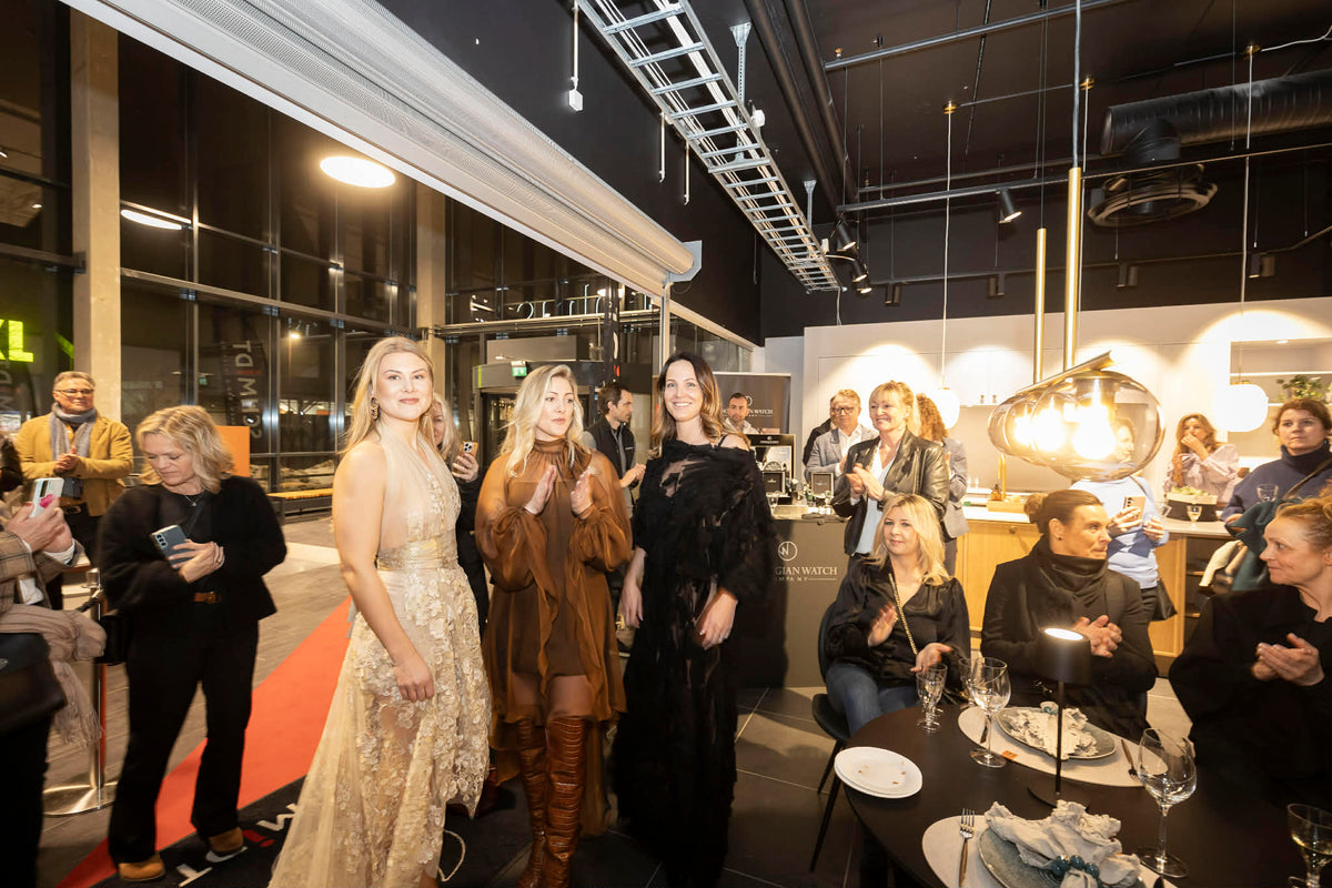 SS26 Todelt sort kjole i tyll