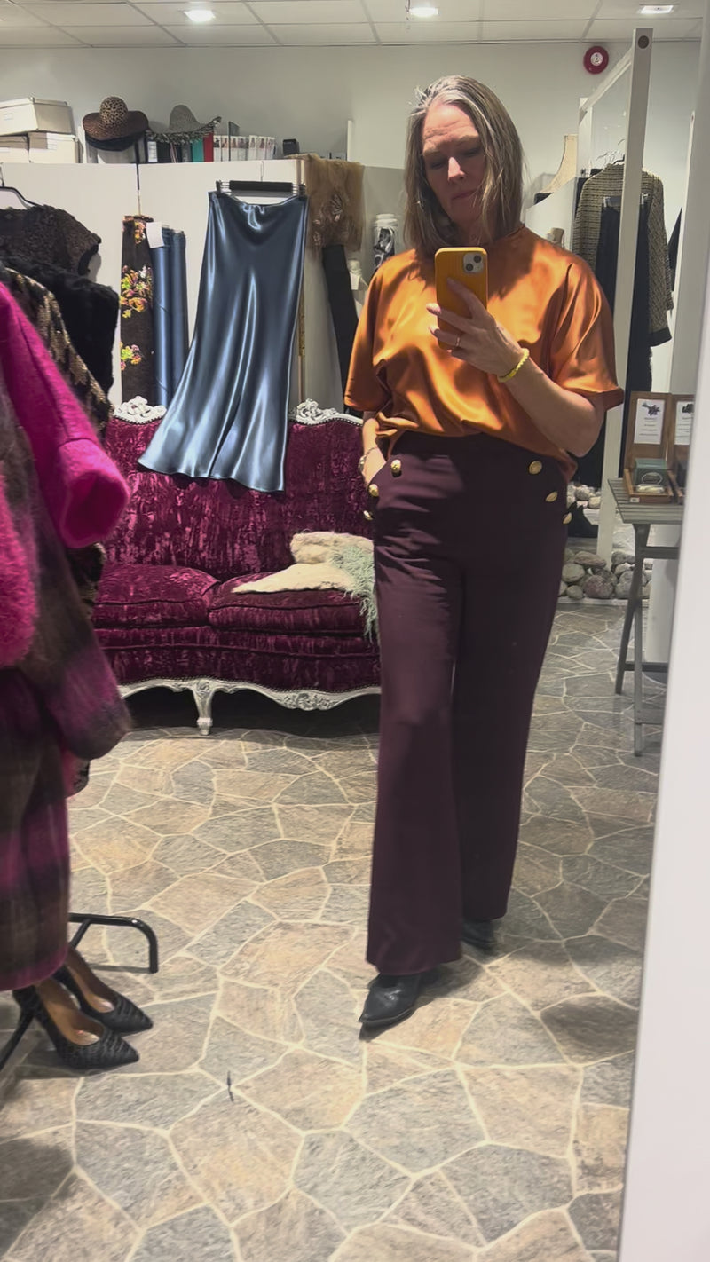 AW25 Rust Silkesateng t-skjorte bluse